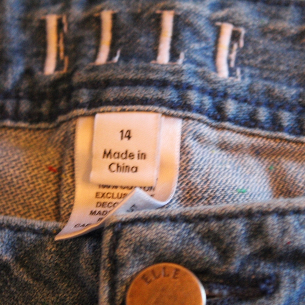 Jeans - Picture 2 of 4